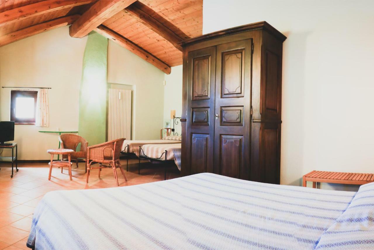 Agriturismo Fiori Di Zucca Fossano Luaran gambar