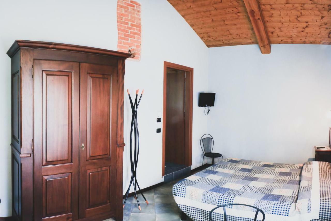 Agriturismo Fiori Di Zucca Fossano Luaran gambar