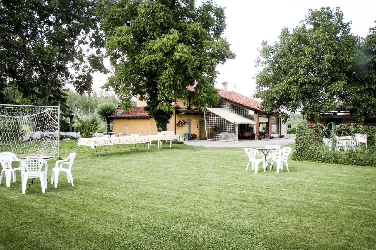 Agriturismo Fiori Di Zucca Fossano Luaran gambar